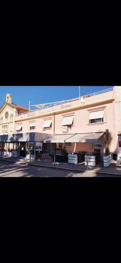 Vela Bianca H & R Hotel Diano Marina Exterior foto