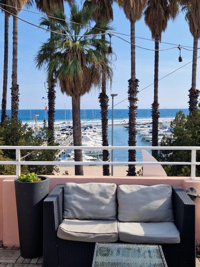 Vela Bianca H & R Hotel Diano Marina Exterior foto